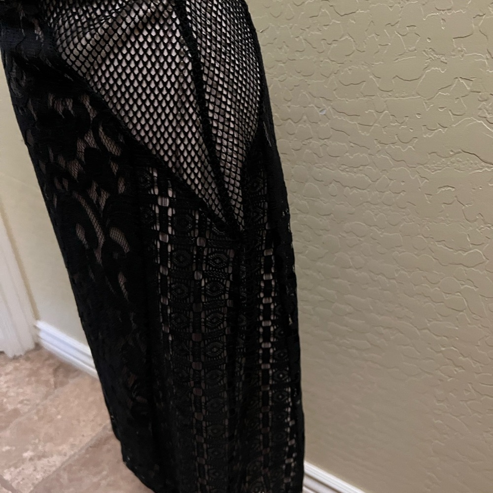 Mossimo pencil skirt, brand new with tags, never worn. - Picture 4 of 6